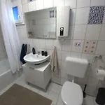 Jans 4 Personen Nrw Veltins Arena Kueche P Wlan Mit Code Lägenhet *