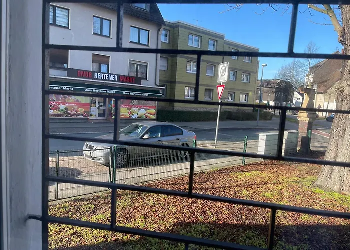 Jans 4 Personen Nrw Veltins Arena Kueche P Wlan Mit Code ヘルテン